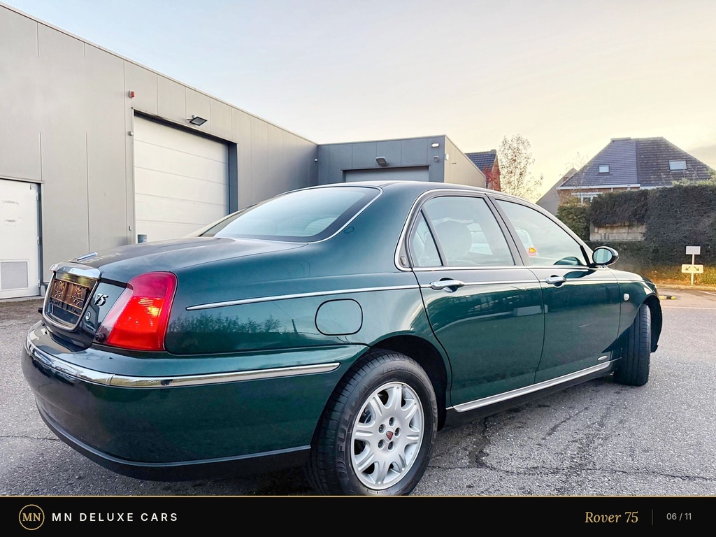 MN-DeluxeCars-Rover75-06-achter-schuin-rechts