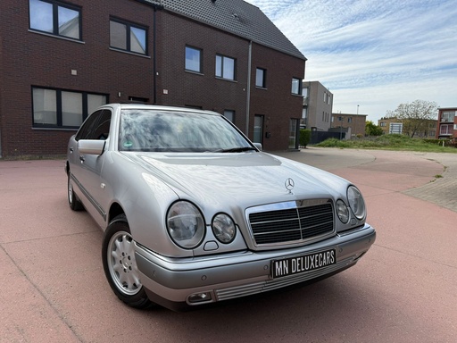 Mercedes-Benz E-Klasse E 240 Elegance