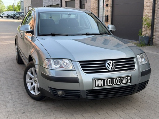 Volkswagen Passat 1.6 Trendline
